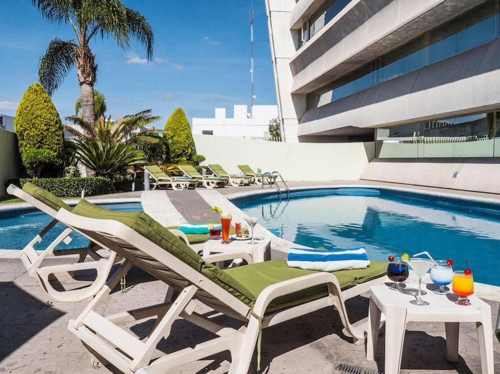 Hotel Mercury Inn ケレタロ エクステリア 写真